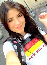<em><strong>Ana M.</strong></em>
